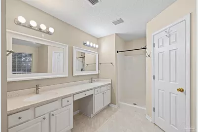 8778 Faye Ct, Navarre, FL 32566 - Photo 38