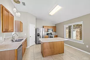 8778 Faye Ct, Navarre, FL 32566 - Photo 22