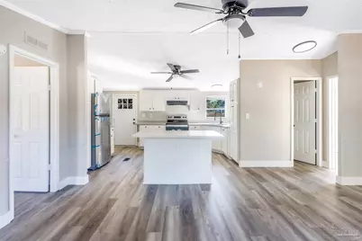 211 Evergreen Dr, Mary Esther, FL 32569 - Photo 20