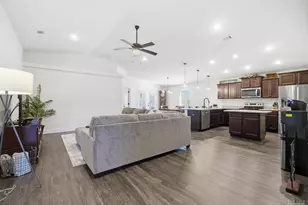 6366 Red Pepper Dr, Gulf Breeze, FL 32563 - Photo 4