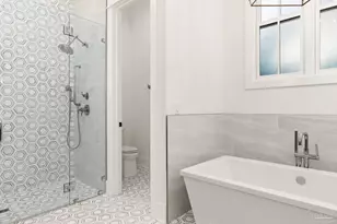 518 Navy Cove Blvd, Gulf Breeze, FL 32561 - Photo 24