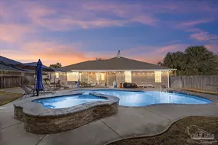 1542 Woodlawn Way, Gulf Breeze, FL 32563 - Photo 2