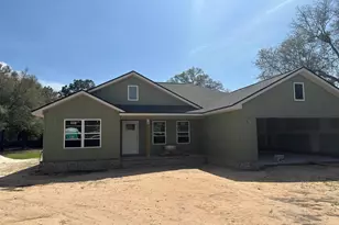 5597 Crestwood Dr, Milton, FL 32583 - Photo 1