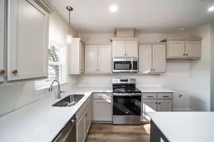 5597 Crestwood Dr, Milton, FL 32583 - Photo 10