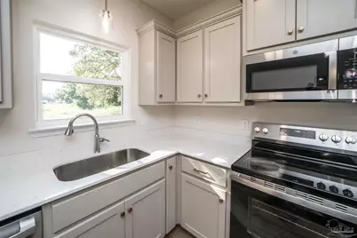 5597 Crestwood Dr, Milton, FL 32583 - Photo 10