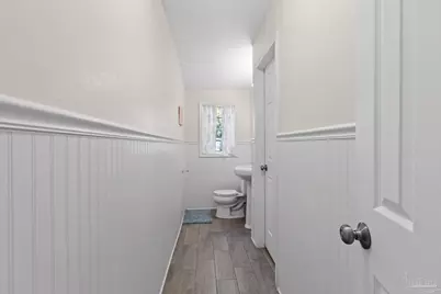 904 E Texar Dr, Pensacola, FL 32503 - Photo 18