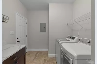 1941 Luneta St, Navarre, FL 32566 - Photo 18