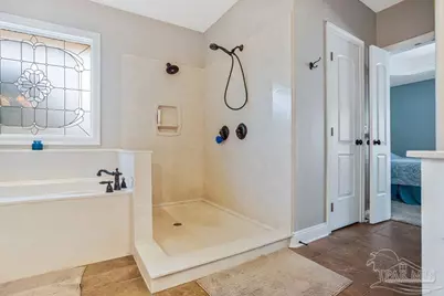 5296 Woodlake Tr, Gulf Breeze, FL 32563 - Photo 12