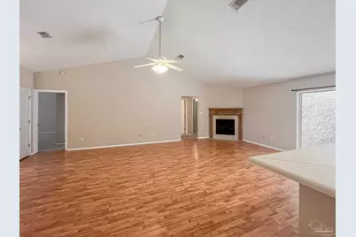 902 Catskill Ln, Pensacola, FL 32507 - Photo 6