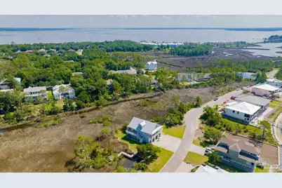 16262 Tarpon Dr, Pensacola, FL 32507 - Photo 54