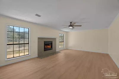 4977 Sanchez Ln, Pensacola, FL 32507 - Photo 4