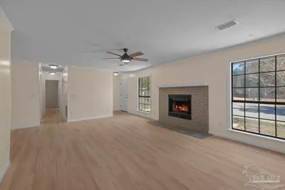 4977 Sanchez Ln, Pensacola, FL 32507 - Photo 10