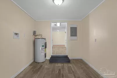 4977 Sanchez Ln, Pensacola, FL 32507 - Photo 18