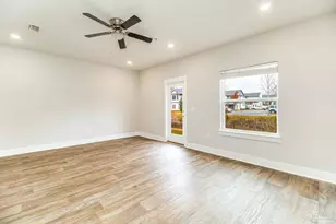 1528 Farragut Way, Pensacola, FL 32534 - Photo 10