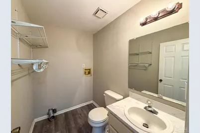 2301 W Michigan Ave #8, Pensacola, FL 32526 - Photo 8