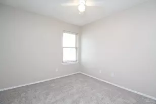 401 Cornwall Cir, Pensacola, FL 32514 - Photo 10