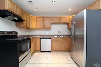 401 Cornwall Cir, Pensacola, FL 32514 - Photo 6