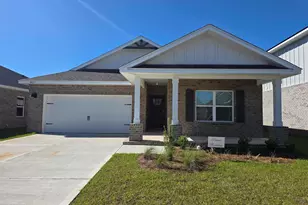 8057 Fir Tree Dr, Milton, FL 32583 - Photo 1