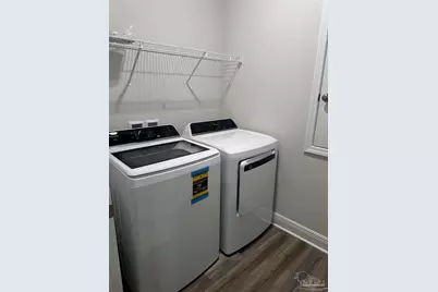 8057 Fir Tree Dr, Milton, FL 32583 - Photo 8