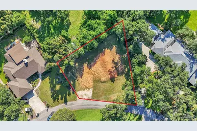 1055 Harbourview Cir, Pensacola, FL 32507 - Photo 2