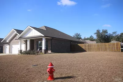 6565 Captiva Dr, Milton, FL 32570 - Photo 2