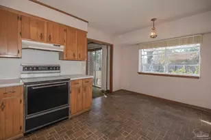 3525 Wimbledon Dr, Pensacola, FL 32503 - Photo 10