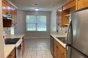 6831 Community Dr, Pensacola, FL 32526 - Photo 4