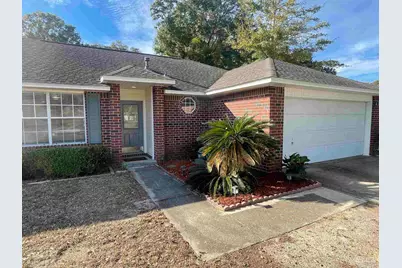 6831 Community Dr, Pensacola, FL 32526 - Photo 1