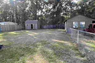 6831 Community Dr, Pensacola, FL 32526 - Photo 16