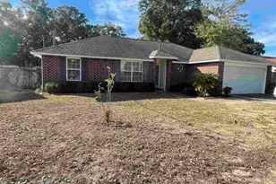 6831 Community Dr, Pensacola, FL 32526 - Photo 2