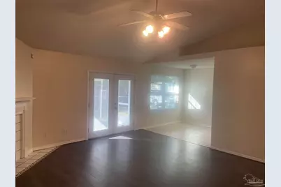 6831 Community Dr, Pensacola, FL 32526 - Photo 10