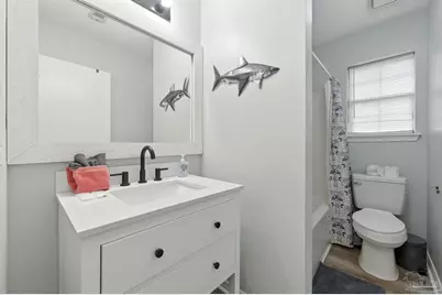 6913 Sea Shark Cir, Navarre, FL 32566 - Photo 54