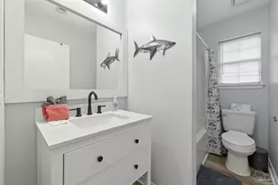 6913 Sea Shark Cir, Navarre, FL 32566 - Photo 54