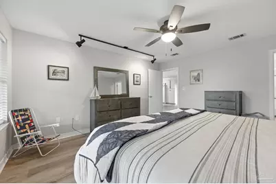 6913 Sea Shark Cir, Navarre, FL 32566 - Photo 44