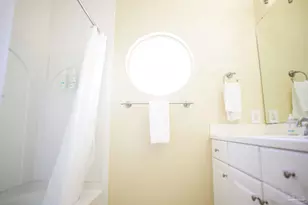 1444 Homeport Dr, Navarre Beach, FL 32566 - Photo 40