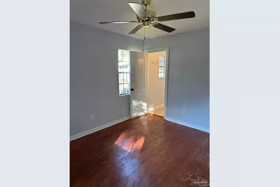 5517 Sun Valley Dr, Pensacola, FL 32505 - Photo 8