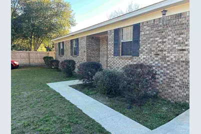 5517 Sun Valley Dr, Pensacola, FL 32505 - Photo 1