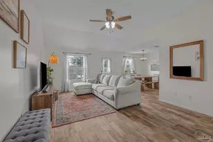 2285 Estate Cir, Navarre, FL 32566 - Photo 10