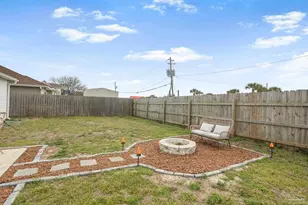 2285 Estate Cir, Navarre, FL 32566 - Photo 38