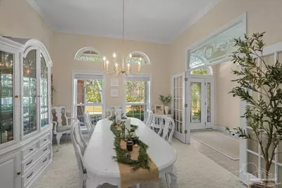 5684 Dunbar Cir, Milton, FL 32583 - Photo 8