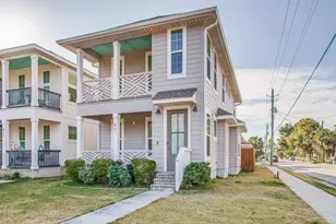 941 W Wright St, Pensacola, FL 32501 - Photo 2