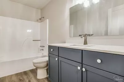 7203 Mobile Hwy #B, Pensacola, FL 32526 - Photo 20