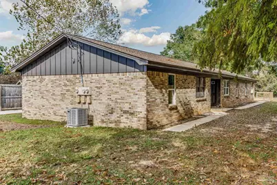 7203 Mobile Hwy #B, Pensacola, FL 32526 - Photo 24