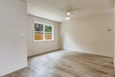 7203 Mobile Hwy #B, Pensacola, FL 32526 - Photo 8