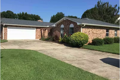 6852 Lake Joanne Dr, Pensacola, FL 32506 - Photo 2