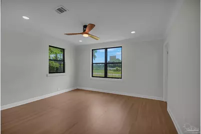 1301 W Lee St, Pensacola, FL 32501 - Photo 46