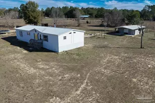 5278 Santa Gertrudas Dr, Milton, FL 32583 - Photo 12