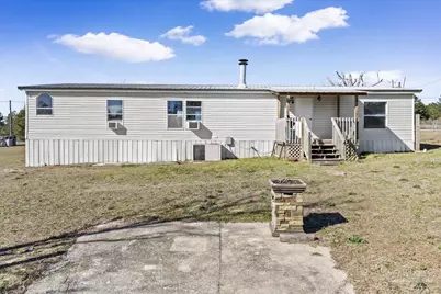 5278 Santa Gertrudas Dr, Milton, FL 32583 - Photo 2