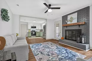 2768 Venetian Way, Gulf Breeze, FL 32563 - Photo 10