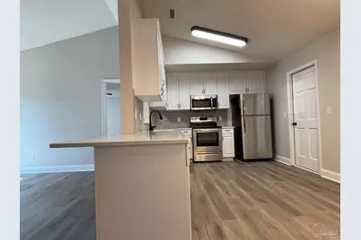 1033 Waterford Ln, Pensacola, FL 32514 - Photo 6